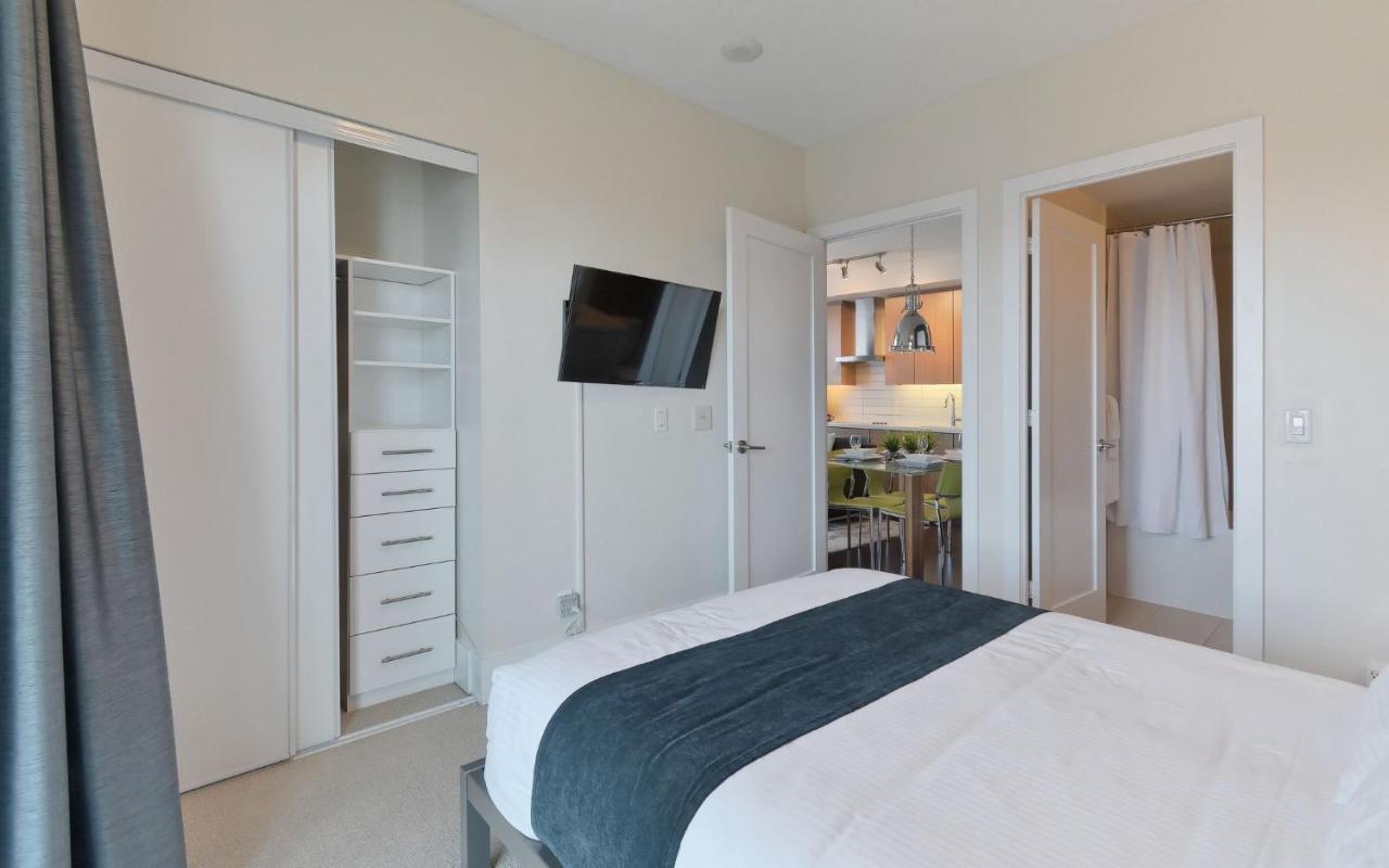 Delsuites - 300 Front Street - 30 Night Stays 5* Toronto